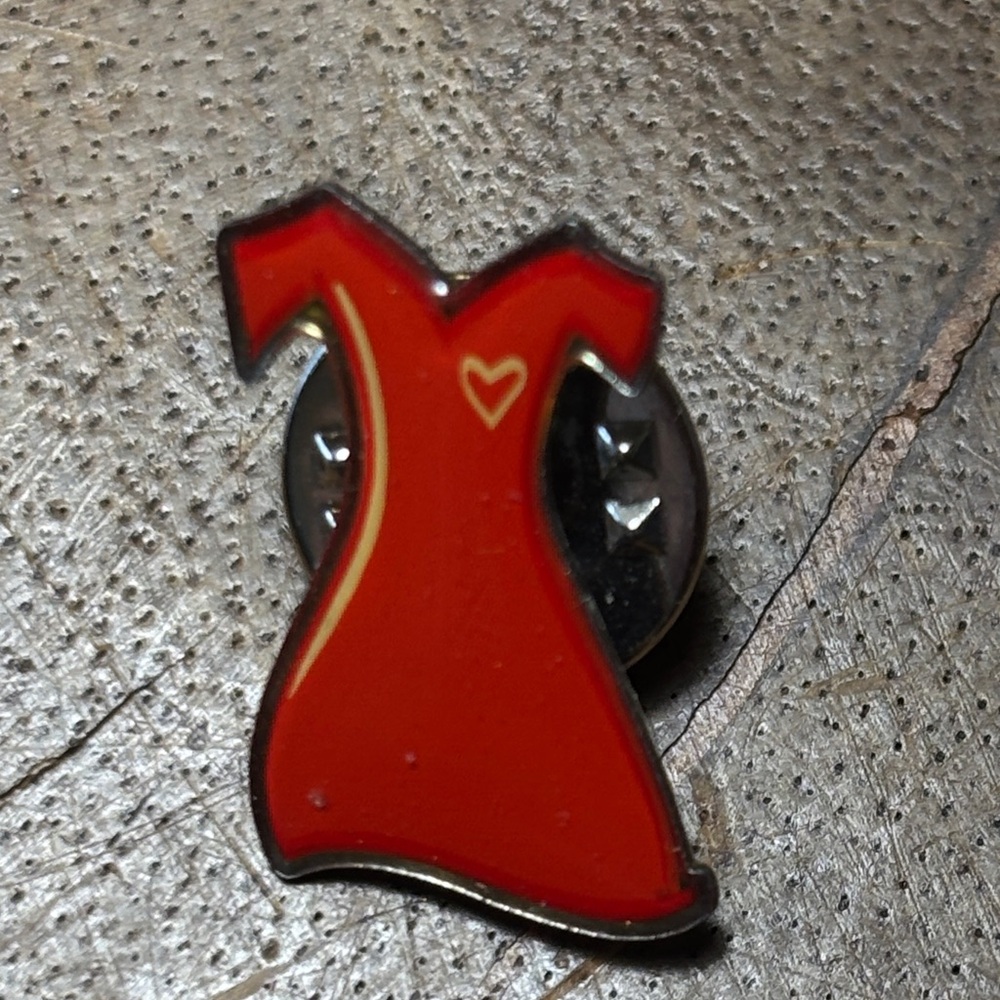 Heart Awareness  Lapel Pin Hat Pin Women American  Association